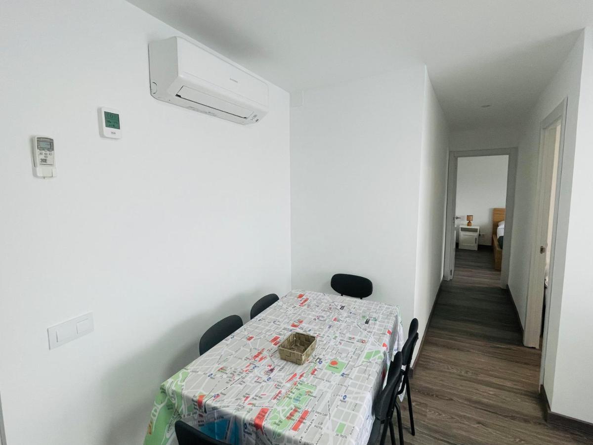 סנט אדריה דה בסוס Barca 5 New Beach Apartment מראה חיצוני תמונה
