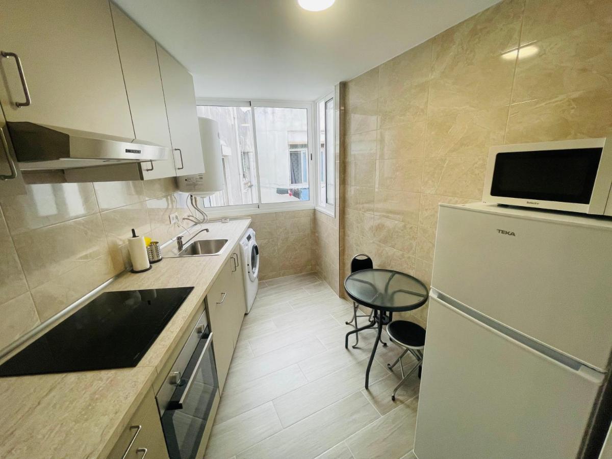 סנט אדריה דה בסוס Barca 5 New Beach Apartment מראה חיצוני תמונה