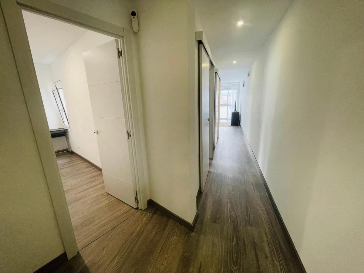 סנט אדריה דה בסוס Barca 5 New Beach Apartment מראה חיצוני תמונה